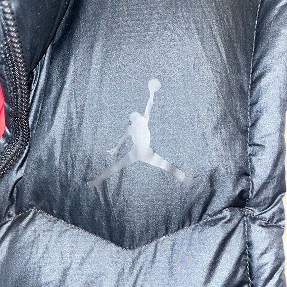 Black Red Nike Air Jordan Swingman Jumpman Down Puffer Puffy Vest Zip Jacket #15 - Picture 2 of 12